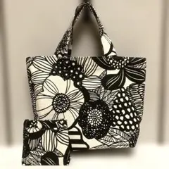 ハンドメイド　ミドルサイズサブバッグ＆お揃いポーチ(ボタニカル)