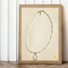 【一点もの❗️】フラワー モチーフ ホワイト パール ガラス ビーズ ネックレス