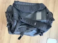 THE NORTH FACE ブラック ダッフルバッグ
