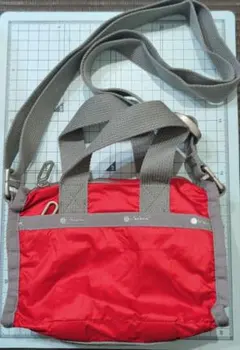 LeSportsac ミニショルダーバッグ レッドのサムネイル