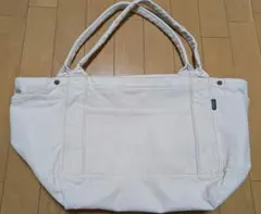 キャンバスバッグ　トートバッグ　キャンプ用の荷物整理バッグ