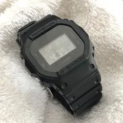 定番オールブラック G-SHOCK DW-5600BB