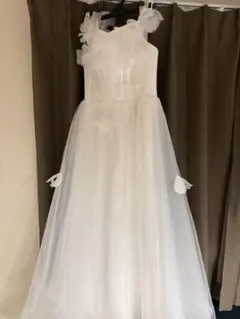 ウェディングドレス　オフショルダー ホワイト