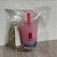 貢茶 立体キーホルダー ストロベリーパールミルクティー キーチェーン タピオカ