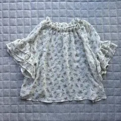 アースミュージックエコロジー　トップス