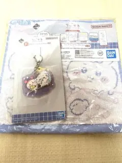 ちいかわ 一番くじ　ハンカチ　銭湯ラバーチャームコレクション　モモンガ　ハチワレのサムネイル