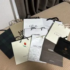ショップ袋セット（CHANEL, DECORTÉ, FERNANDAなど）