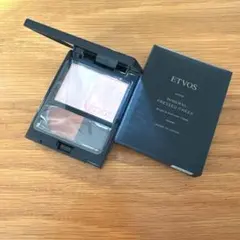 ◆ほぼ新品◆エトヴォス ETVOS ミネラルプレストチーク ミュートペール