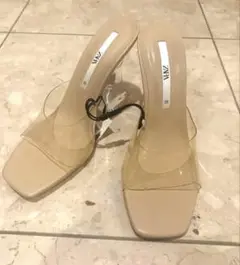 ⭐︎Zara クリアサンダル ベージュサイズ39 新品未使用タグ付き⭐︎のサムネイル
