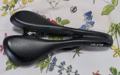 Specialized Oura サドルのサムネイル