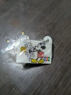 ディズニーJCBカード　ガチャガチャシークレット