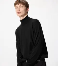 【ほぼ新品】！タグなし！ユニクロUNIQLOメリノタートルネックセーター（L黒