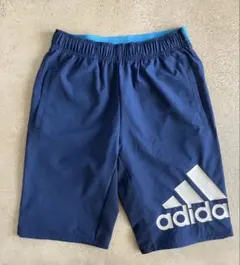 adidas ハーフパンツ　140