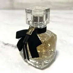 イヴ サンローラン モンパリ30ml オードパルファム　E
