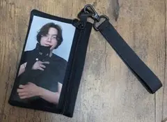 bts suga ストラップ付き マルチポーチ