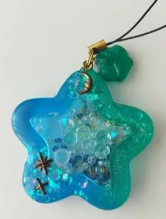 星型レジンチャーム 青緑