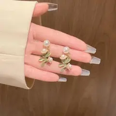 ピアス 花 葉 フラワー リーフ 花と葉 デザイン #C505-1