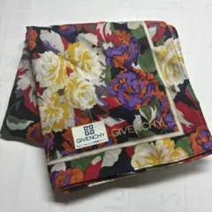 GIVENCHY ハンカチ 花柄 大判のサムネイル