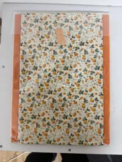 【未使用】いちご柄＆小花柄 カットクロス 2枚セット ハンドメイド 生地