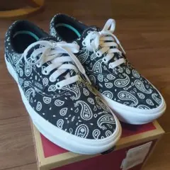 美品　VANS Comfycush Era 24.5　ペイズリー