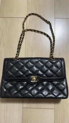 CHANEL マトラッセ チェーンショルダーバッグ ブラック（約28cm）