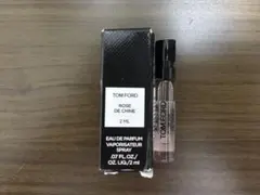 TOM FORD ROSE DE CHINE 香水 2mlのサムネイル