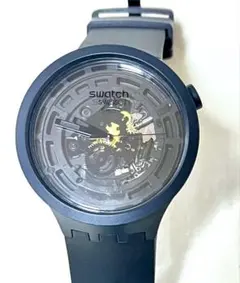 Swatch スウォッチ 腕時計 ブラック スケルトン 専用ボックス付きのサムネイル
