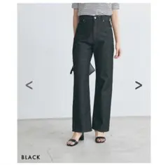 BASEMENT ストレートデニム Mサイズのサムネイル