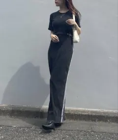 ROGER AND RAW ウエストボタンラインリブワンピース