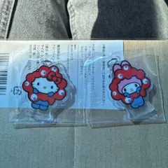 サンリオキャラクターズ　ミャクミャクなりきりアクリルチャーム　キティ　マイメロ