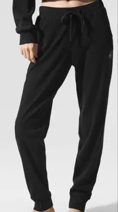 2025年最新】alo ヨガ スウェットパンツの人気アイテム - メルカリ