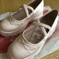 ピンク ストラップ付き フラットシューズ M ラプンツェル しまむら
