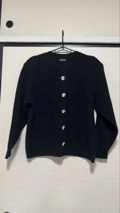 Misaki 日本製 100%ウール 美しいカメオボタン 黒カーディガン