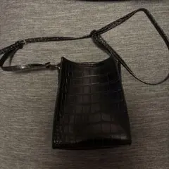クロコ型押し スクエア ショルダーバッグ ブラックのサムネイル