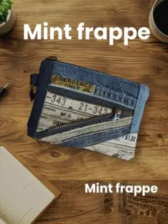 デニムリメイク ミニポーチ　 飾りファスナーデザイン　①