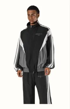 2026年最新】LYFT トラックジャケットの人気アイテム - メルカリ