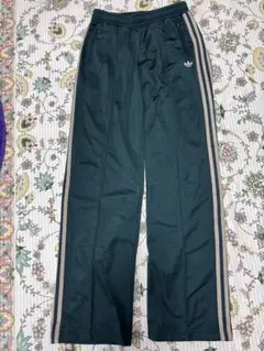 adidas グレー 3本ライン ジャージパンツ　XLだいぶ大きめ adidas グレー 3本ライン ジャージパンツ XLだいぶ大きめ - メルカリ