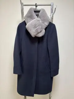 グレーのファーマフラー（コートは着きません）