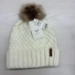 べね様 ROXY ニット帽　白　FREE