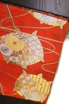 袋帯 赤と緑の花柄