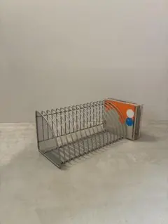 ポストモダン　ワイヤーメッシュ　メタル　CDラック　マガジンラック　アノニマス