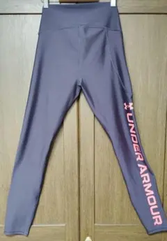 UNDER ARMOUR レギンス レディース M スパッツ ヒートギア 美品