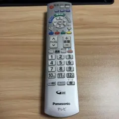 パナソニック　テレビリモコン　N2QAYB000569