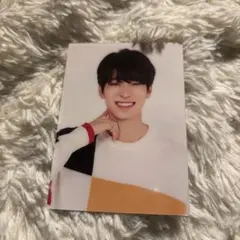 ウォヌ　セブチカフェ　トレカ