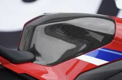 ☆ホンダCBR1000RR-R sc82 年モデル用 カーボンタンクカバー新品☆のサムネイル