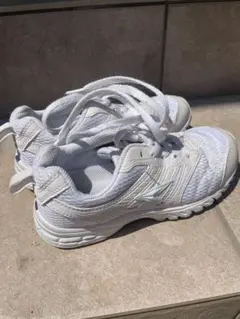 瞬足　体育館シューズ　20.5センチ