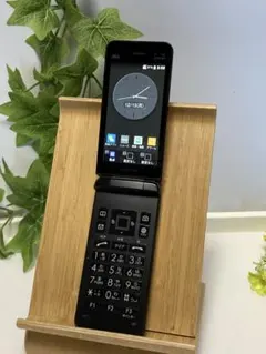 au GRATINA KYF42 ブラック SIMロック解除済み ナノシム