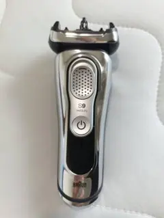 BRAUN S9 Pro シェーバー 本体(外刃は無し)・洗浄機・洗浄液7個 - メルカリ