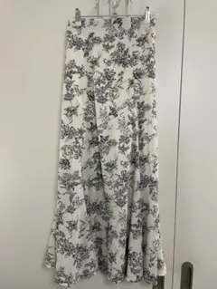 OLIVE des OLIVE 花柄スカート ロング丈のサムネイル