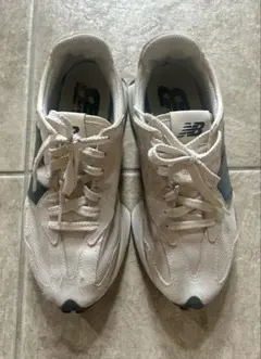 【New Balance】ニューバランス 327 ホワイト/ベージュ24サイズ